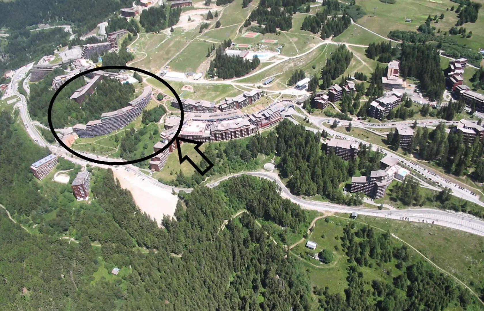 Apartment Residence Nova - Appartement 2 Pieces 6 Personnes Proche Des Pistes, Des Commerces, De La Garderie Et De L'Esf Au Centre De La Station D'Arc 1800 Mae-6744 Les Arcs  France